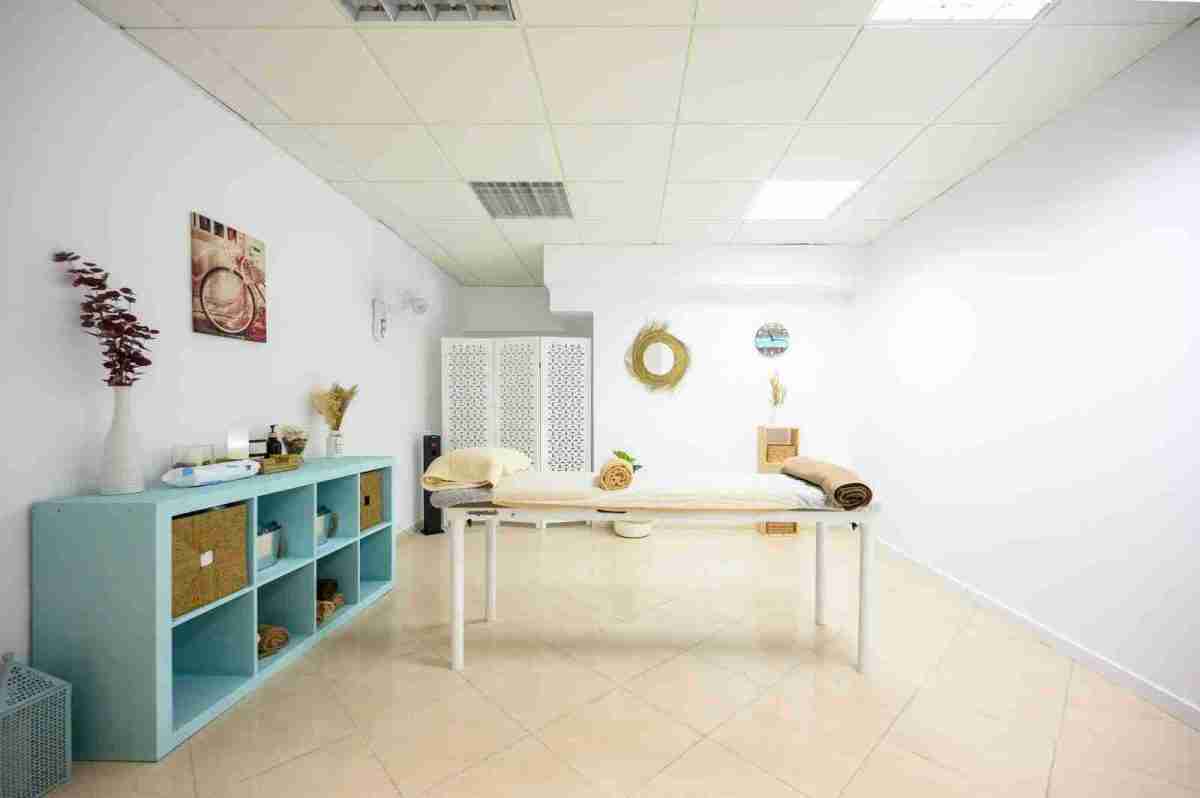 Fotos de Harmony Sanctuary Fuengirola – Massage &amp; Wellness, Calle Donisia Redondo, Los Boliches, Fuengirola, Costa del Sol Occidental, Málaga, Andalucía, 29640, España