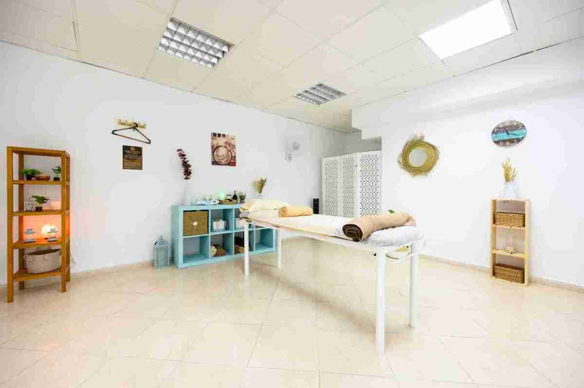Fotos de Harmony Sanctuary Fuengirola – Massage &amp; Wellness, Calle Donisia Redondo, Los Boliches, Fuengirola, Costa del Sol Occidental, Málaga, Andalucía, 29640, España